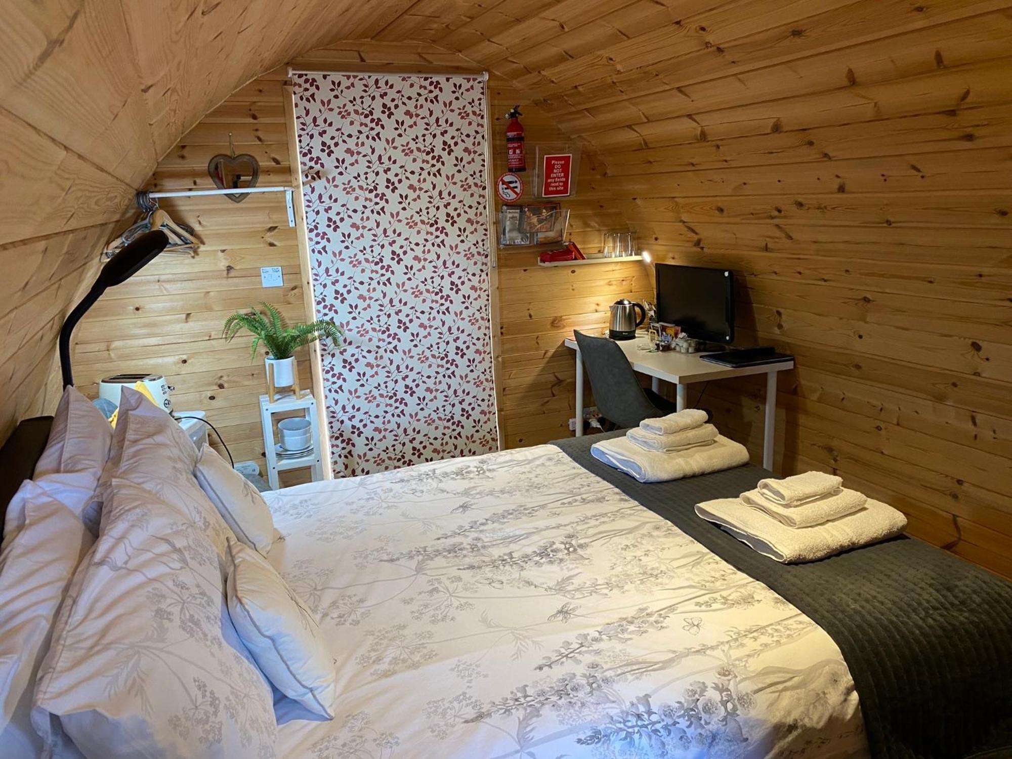 Earls View Pod Otel Carna Dış mekan fotoğraf
